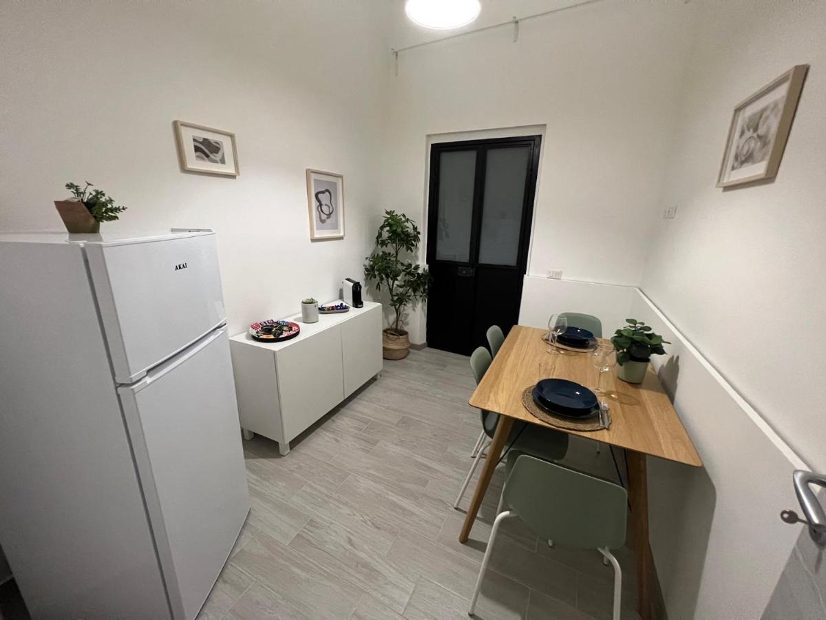 Zinbi'S House Apartment Catania Exterior photo